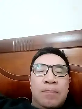 Snapshot of yjw6688 chatting on 03/16/26, 05:35 yjw6688 online show from 03/16/26, 05:35