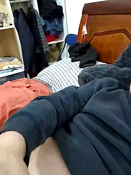 Snapshot of yjw6688 chatting on 03/23/26, 01:04 yjw6688 online show from 03/23/26, 01:04