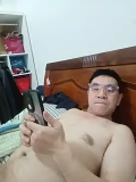 Snapshot of yjw6688 chatting on 04/09/26, 01:49 yjw6688 online show from 04/09/26, 01:49