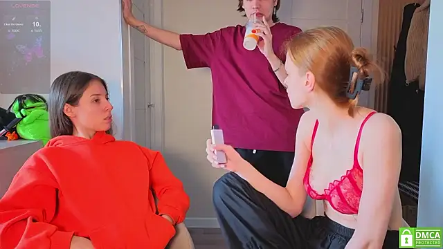 Snapshot of fcjuicy_pussy chatting on 03/11/26, 08:31 fcjuicy pussy online show from 03/11/26, 08:31