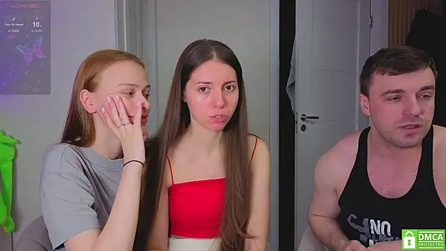 Snapshot of fcjuicy_pussy chatting on 03/31/26, 04:46 fcjuicy pussy online show from 03/31/26, 04:46