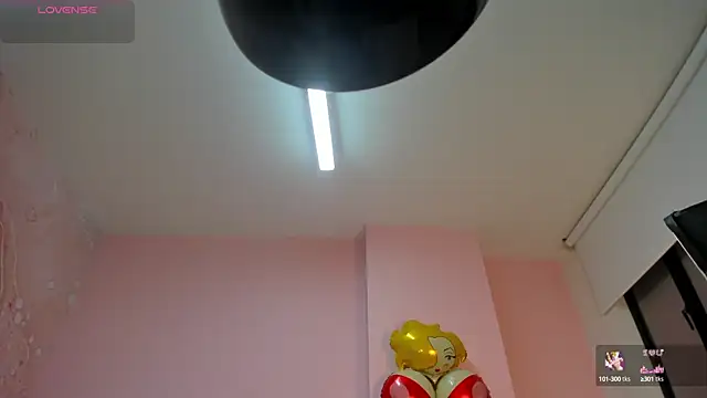 Snapshot of soyzarahtorres chatting on 09/25/25, 11:41 soyzarahtorres online show from 09/25/25, 11:41