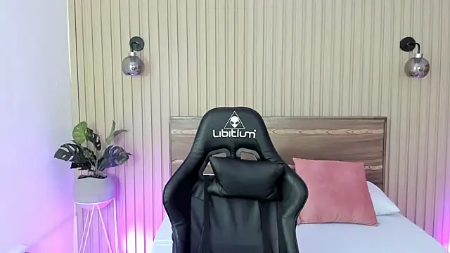 melody flowers online show from 01/31/25, 12:07