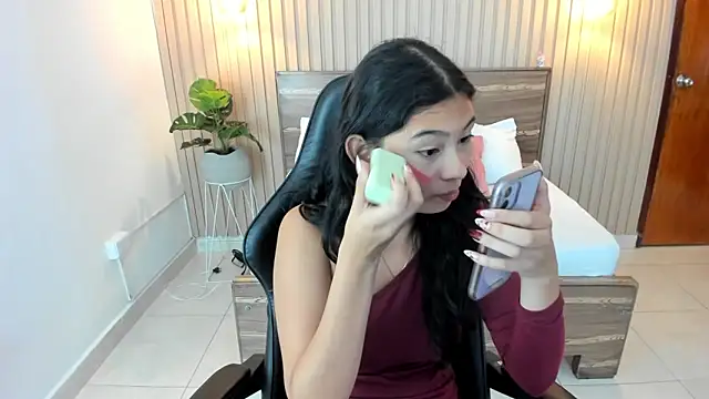 melody flowers online show from 02/11/25, 12:05