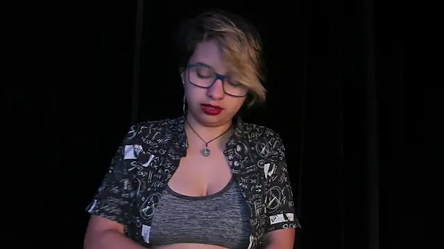 NovaGlitz online show from 12/09/24, 11:47