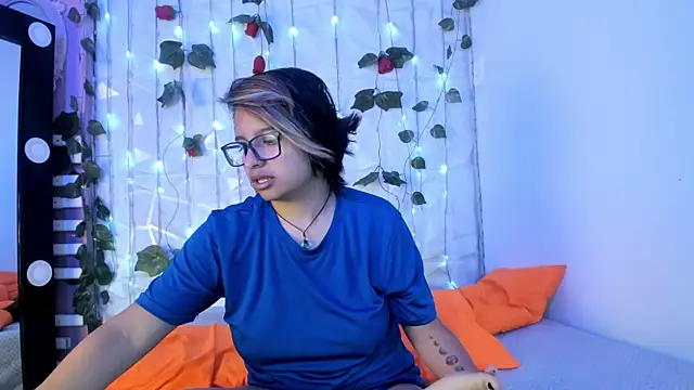 NovaGlitz online show from 01/23/25, 11:48