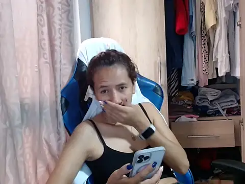 Erotic latina online show from 02/27/25, 12:13