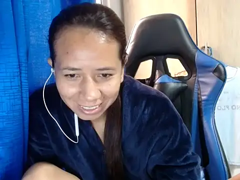 Erotic latina online show from 10/16/25, 12:28