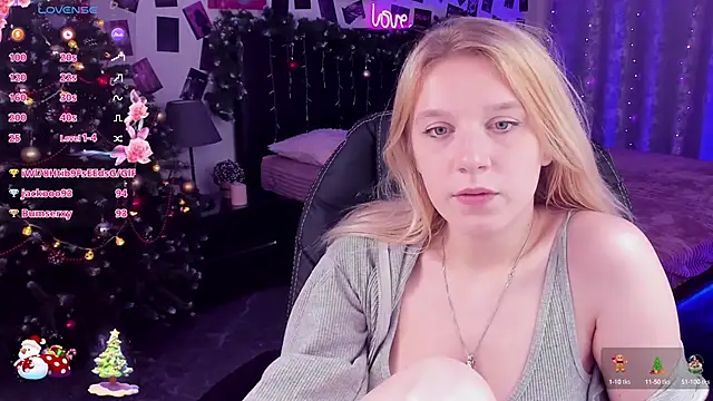 KarambaMoon online show from 12/24/24, 03:05