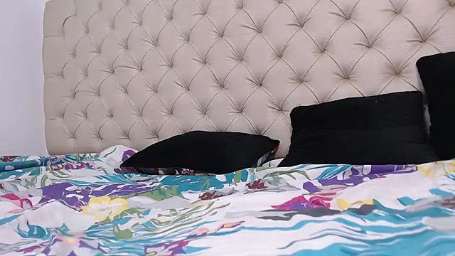 isabella jazz online show from 03/06/25, 10:15