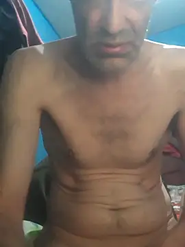 hugosafado333 online show from 09/09/25, 02:00