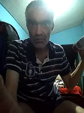 hugosafado333 online show from 09/23/25, 02:36