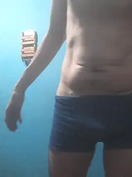 hugosafado333 online show from 10/08/25, 08:50