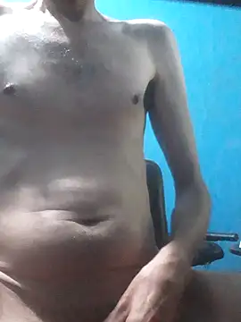 hugosafado333 online show from 10/25/25, 10:59