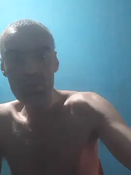 hugosafado333 online show from 10/28/25, 05:00