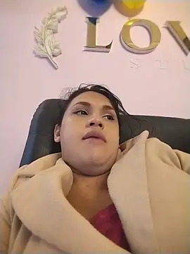 kimCosseyy online show from 05/17/26, 02:09