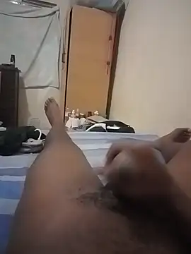 izinjamfee2 online show from 02/15/26, 10:28