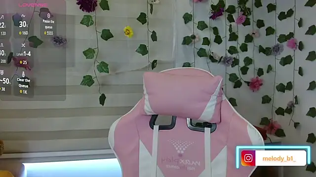 Snapshot of melody_brawns chatting on 09/28/25, 11:48 melody brawns online show from 09/28/25, 11:48