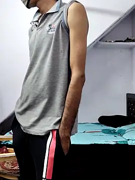 Snapshot of Habibi_big_b chatting on 12/04/24, 05:00 Habibi big b online show from 12/04/24, 05:00