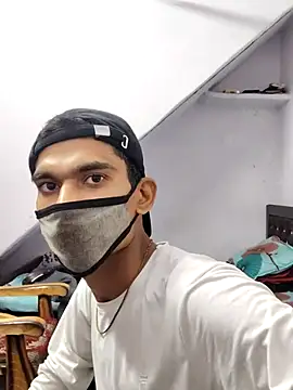 Snapshot of Habibi_big_b chatting on 12/09/24, 08:11 Habibi big b online show from 12/09/24, 08:11