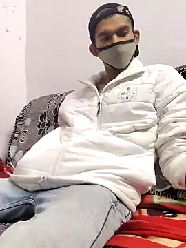 Snapshot of Habibi_big_b chatting on 02/03/25, 04:41 Habibi big b online show from 02/03/25, 04:41