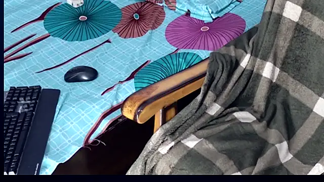 Snapshot of Habibi_big_b chatting on 09/21/25, 06:09 Habibi big b online show from 09/21/25, 06:09