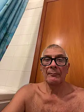 4n4l1zz4m1 online show from 01/30/25, 04:13