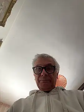 4n4l1zz4m1 online show from 03/19/25, 02:57