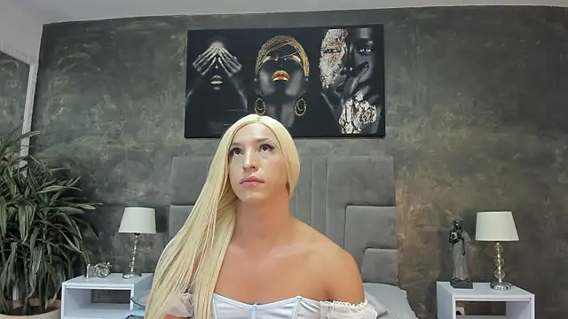 Snapshot of isa_lancaster chatting on 01/06/26, 09:07 isa lancaster online show from 01/06/26, 09:07