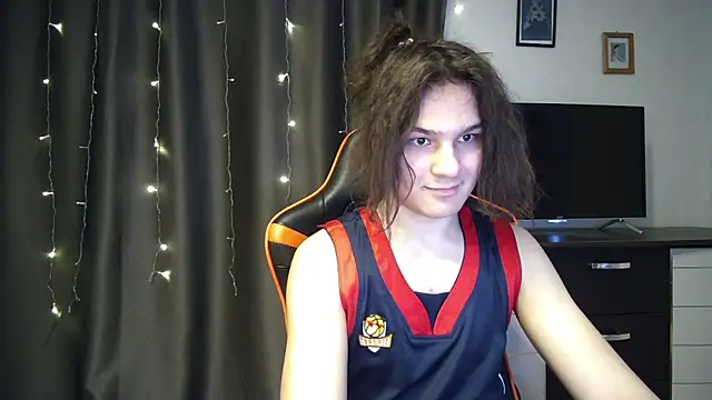 sweet lucifer666 online show from 03/18/25, 02:04