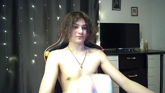 sweet lucifer666 online show from 03/18/25, 08:48