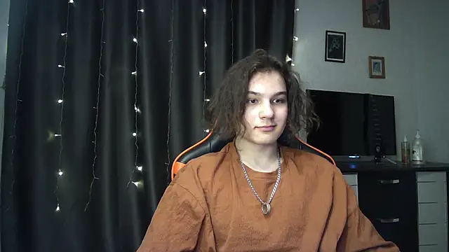 sweet lucifer666 online show from 03/20/25, 07:25