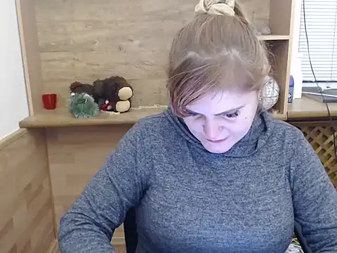 DaniellaKiss online show from 01/12/26, 04:45