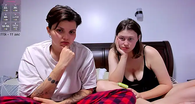 Snapshot of jessica_tenderly chatting on 02/21/25, 11:43 jessica tenderly online show from 02/21/25, 11:43