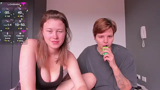 Snapshot of jessica_tenderly chatting on 09/13/25, 05:02 jessica tenderly online show from 09/13/25, 05:02