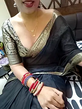 Snapshot of Roja-Telugu777 chatting on 11/05/25, 02:17 Roja-Telugu777 online show from 11/05/25, 02:17