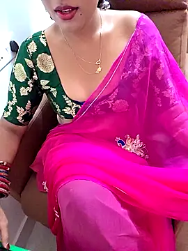 Snapshot of Roja-Telugu777 chatting on 11/12/25, 01:39 Roja-Telugu777 online show from 11/12/25, 01:39