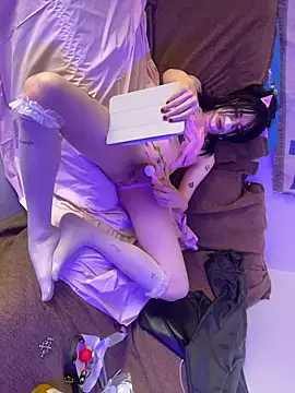 Abigal0999 online show from 04/06/26, 04:46