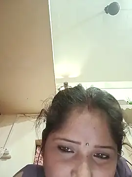 Snapshot of annaya_sweet chatting on 06/20/26, 08:39 annaya sweet online show from 06/20/26, 08:39