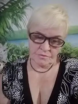 VioletSweet566 online show from 12/08/24, 03:45