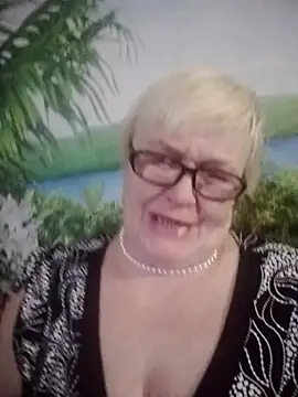 VioletSweet566 online show from 01/15/25, 04:00