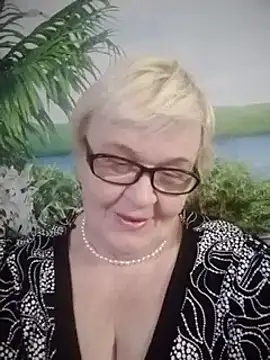 VioletSweet566 online show from 01/20/25, 12:18