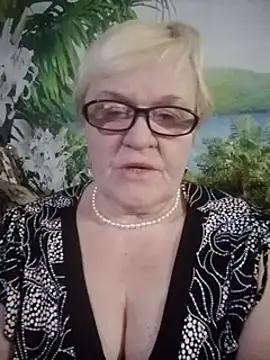 VioletSweet566 online show from 01/27/25, 09:44