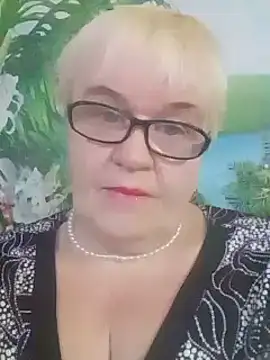 VioletSweet566 online show from 02/09/25, 11:25