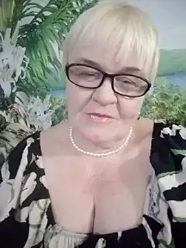 VioletSweet566 online show from 02/20/25, 01:51