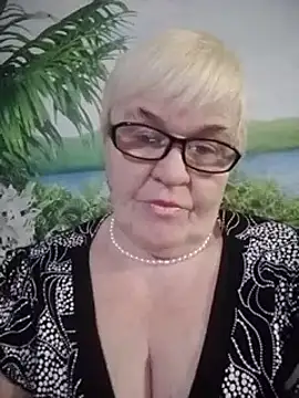 VioletSweet566 online show from 02/21/25, 03:56