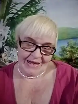 VioletSweet566 online show from 02/24/25, 10:14