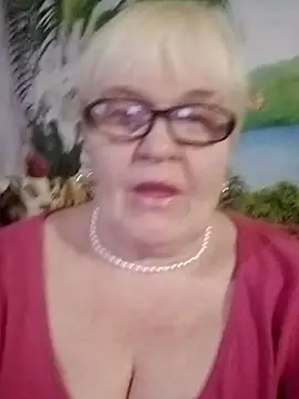 VioletSweet566 online show from 02/28/25, 08:39