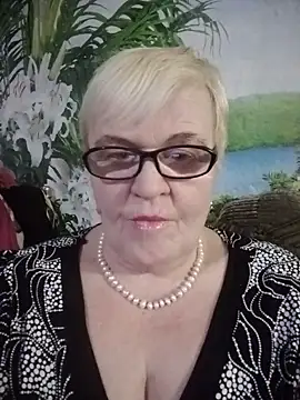 VioletSweet566 online show from 03/05/25, 09:48