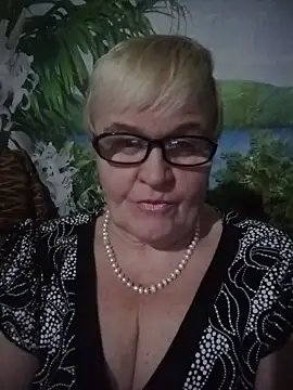 VioletSweet566 online show from 03/07/25, 10:43